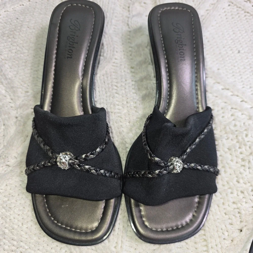 Brighton ISIS Wedge Sandal Black Stretchy Medallion Slide Womens 8‎ M Excellent
